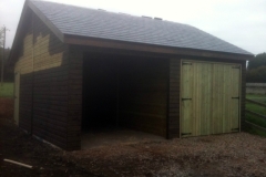 timber-garage-cut-roof